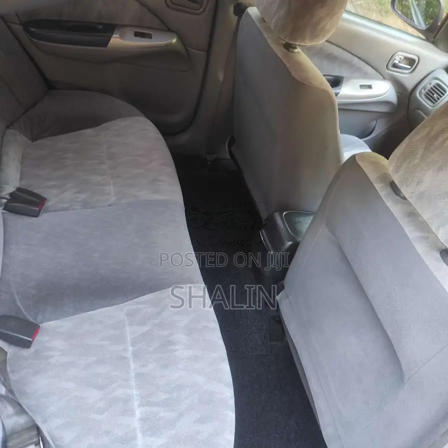 Nissan N16 2005 Car (Used)