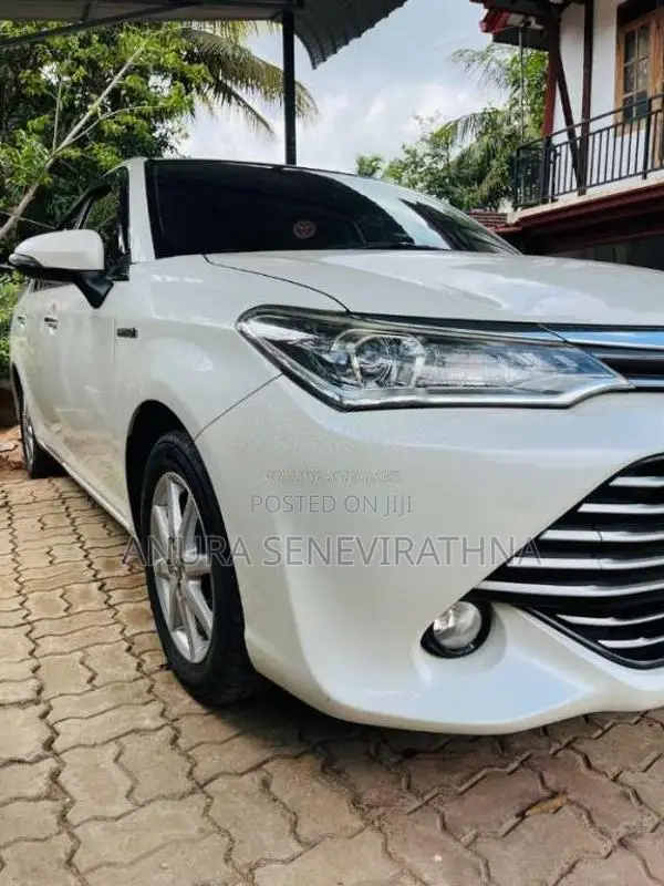 Toyota Axio G Grade 2016 Car (Used)