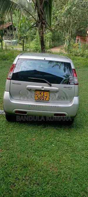 Suzuki Swift Center Antenna 2004 Car (Used)