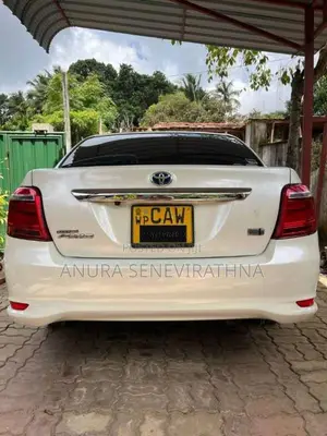 Toyota Axio G Grade 2016 Car (Used)