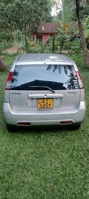 Suzuki Swift Center Antenna 2004 Car (Used)