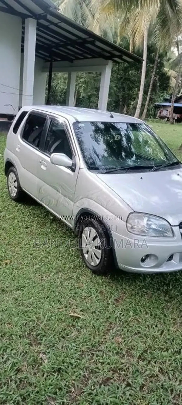 Suzuki Swift Center Antenna 2004 Car (Used)