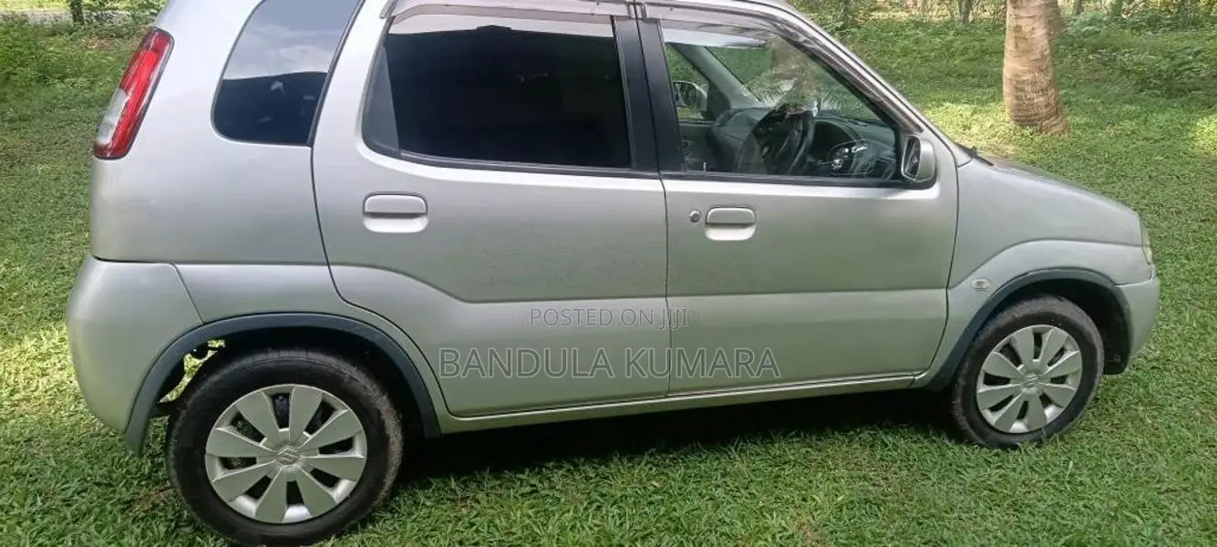 Suzuki Swift Center Antenna 2004 Car (Used)