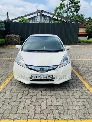 Honda Fit GP1 2013 Car (Used)