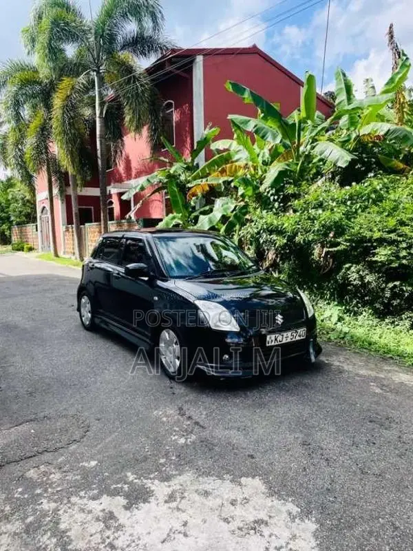 Suzuki Swift 2010 Car (Used)