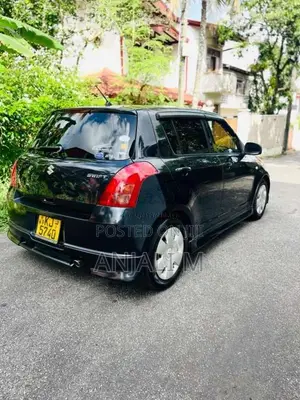 Suzuki Swift 2010 Car (Used)