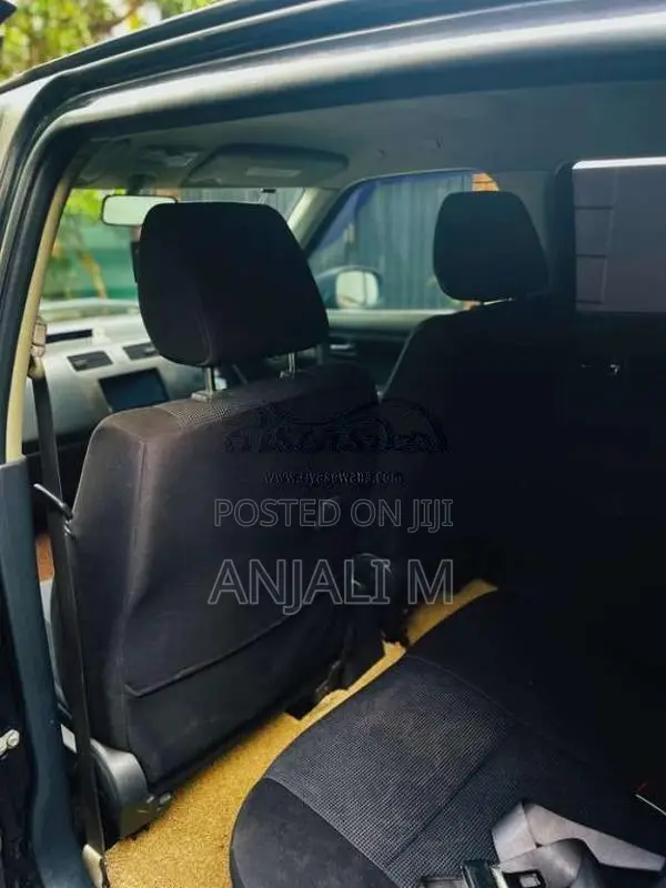 Suzuki Swift 2010 Car (Used)