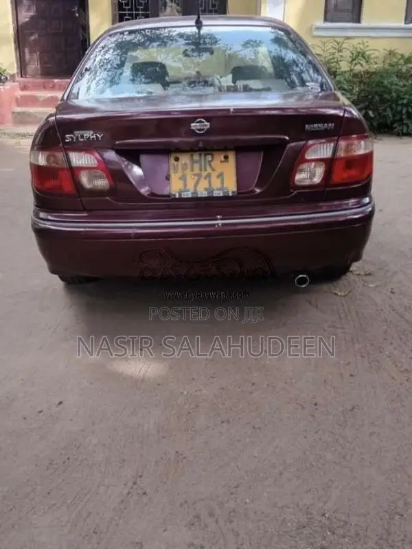 Nissan Bluebird Sylphy N16 2000 Car (Used)