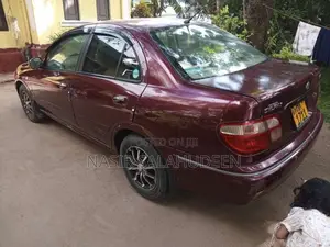 Nissan Bluebird Sylphy N16 2000 Car (Used)