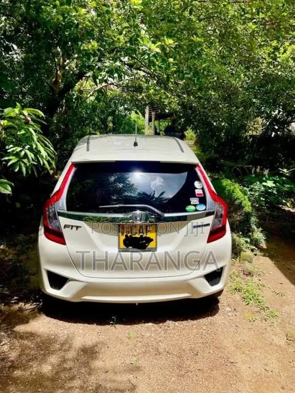 Honda Fit 2015 Car (Used)