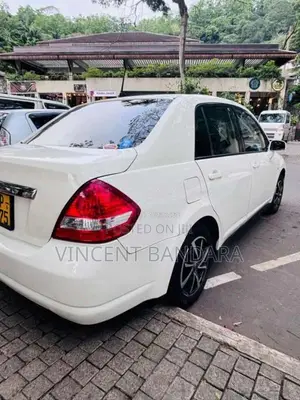 Nissan Tiida Latio 2011 Car (Used)