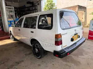 Nissan AD Wagon 1986 Car (Used)