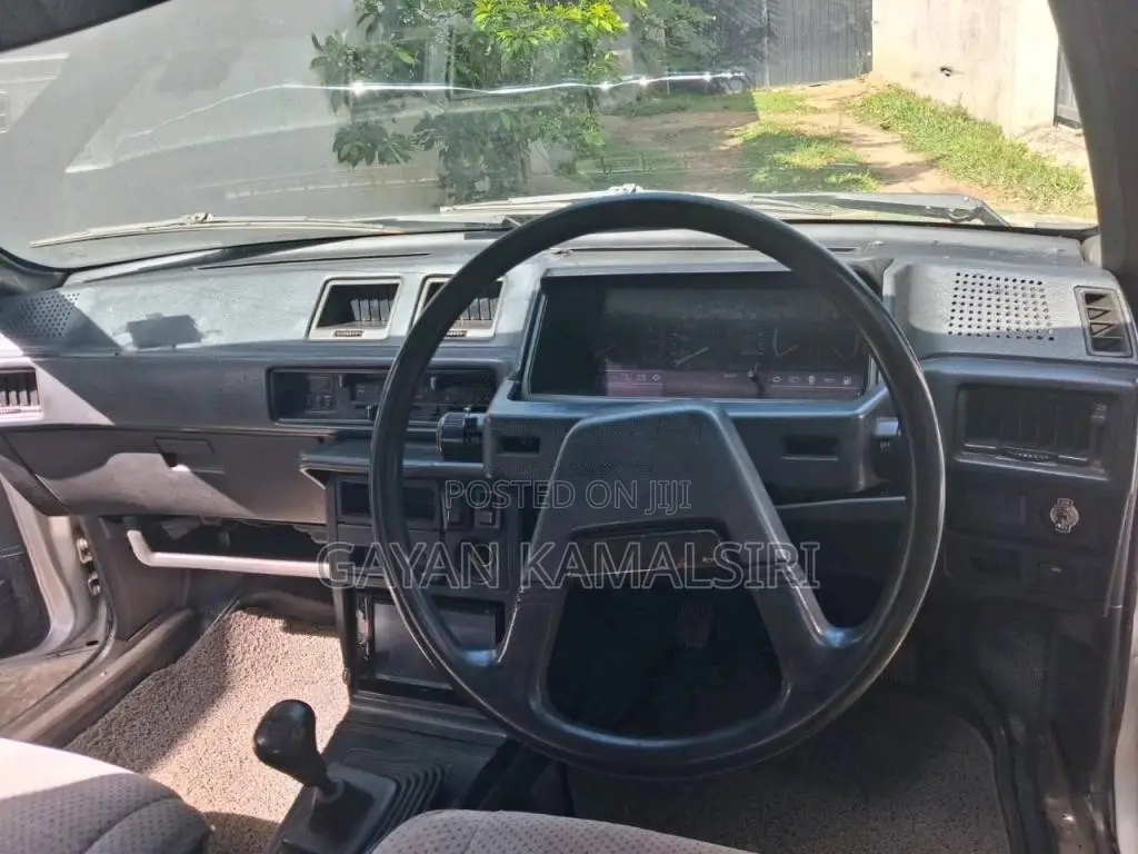 Mitsubishi C12 1991 Car (Used)