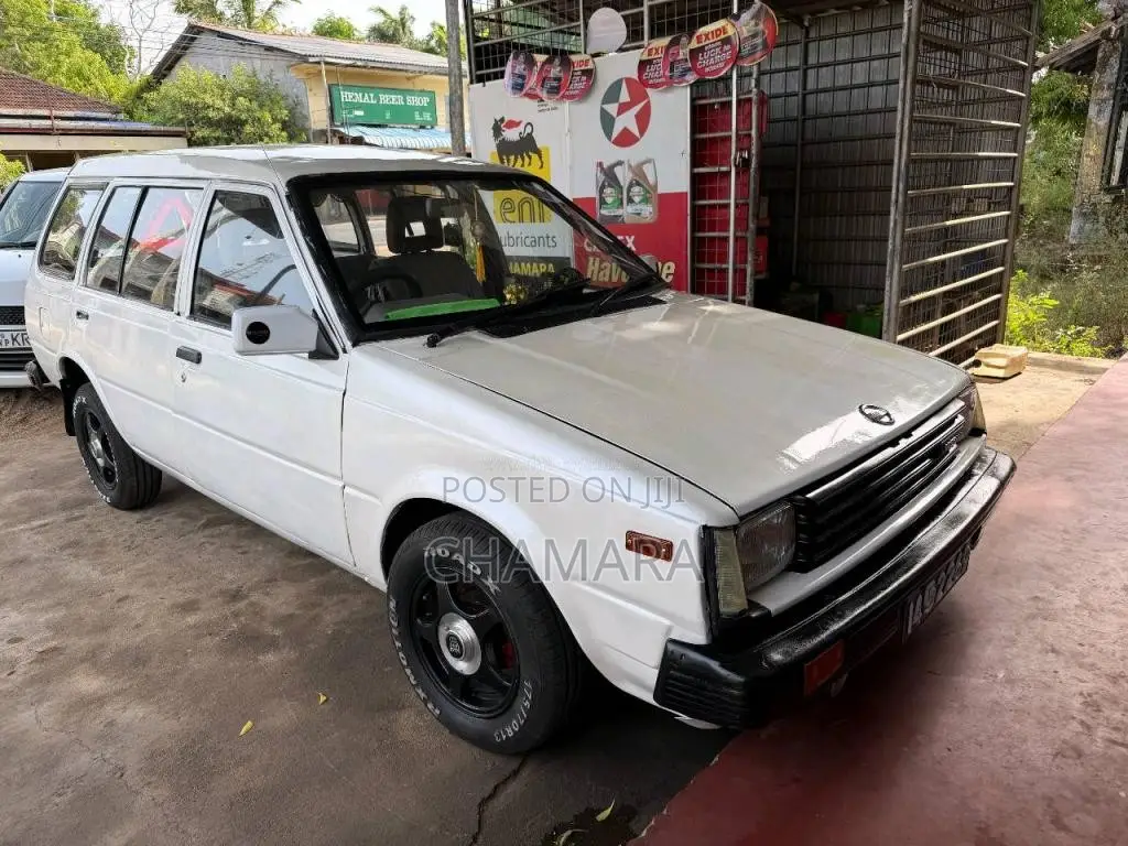 Nissan AD Wagon 1986 Car (Used)
