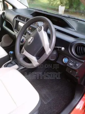 Toyota Aqua 2013 Car (Used)