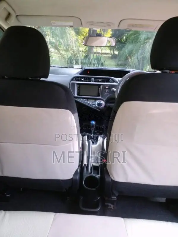 Toyota Aqua 2013 Car (Used)