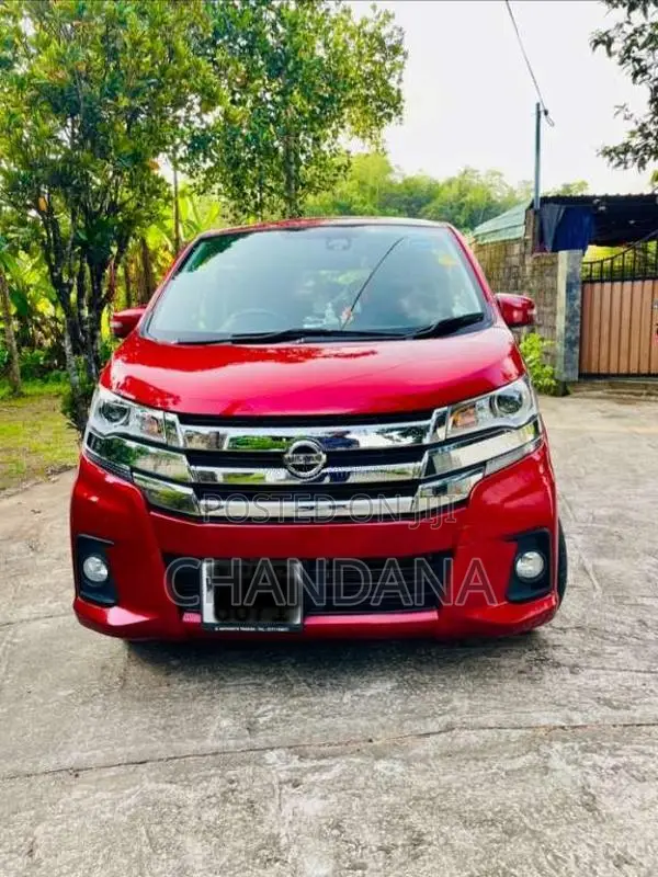 Nissan Dayz Highway Star 2018 Car (Used)