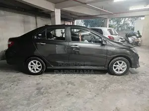 Perodua Bezza 2025 Car (Used)
