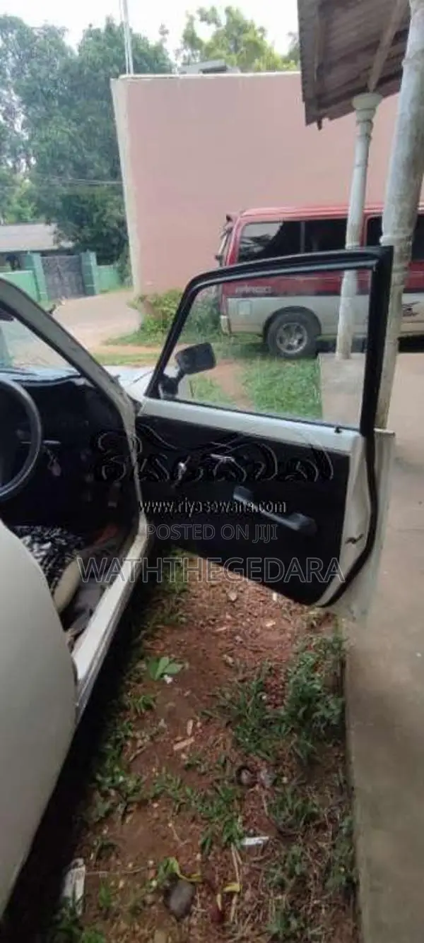 Mitsubishi Lancer 1977 Car (Used)