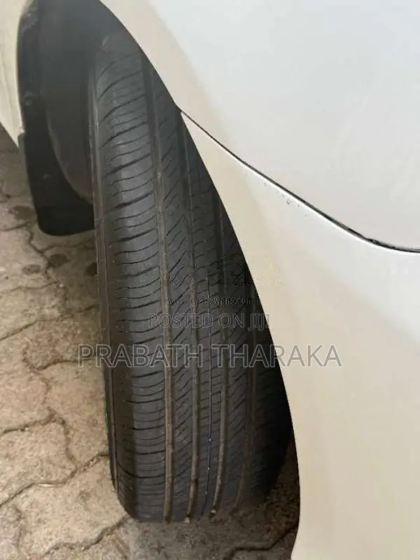 Toyota Axio 2008 Car (Used)