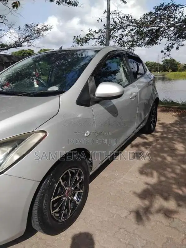 Mazda Demio 2009 Car (Used)