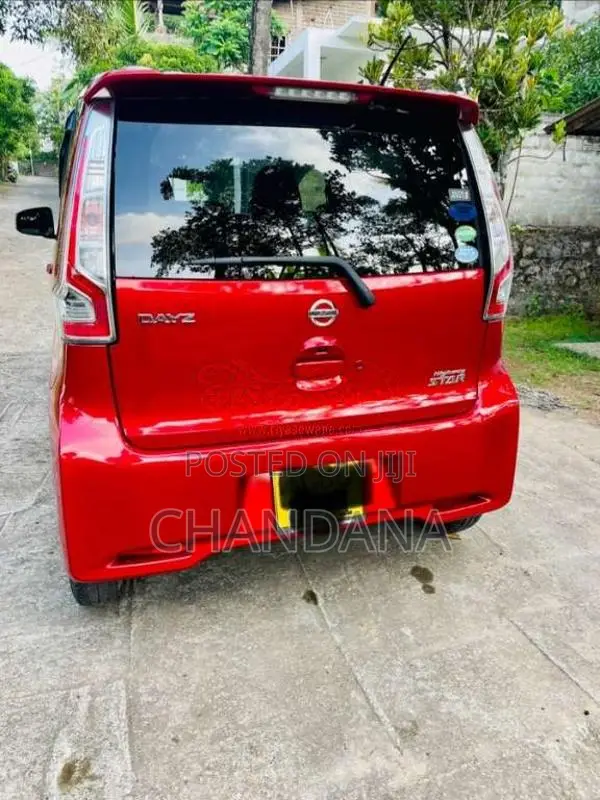 Nissan Dayz Highway Star 2018 Car (Used)
