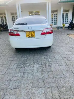 Toyota Premio 2012 Car (Used)