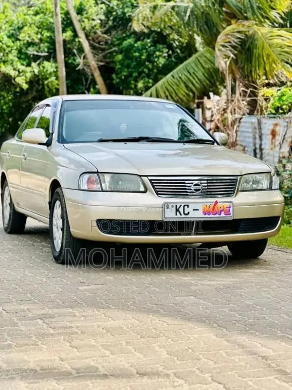 Nissan FB15 2002 Car (Used)