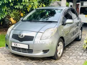 Toyota Vitz U Grade 2007 Car (Used)