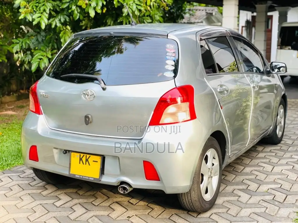 Toyota Vitz U Grade 2007 Car (Used)