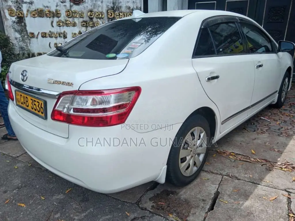 Toyota Premio 2013 Car (Used)