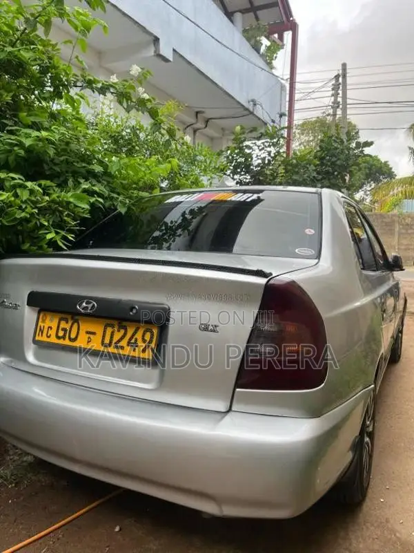 Hyundai Accent 2002 Car (Used)