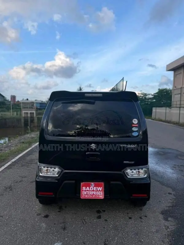 Suzuki Wagon R Stingray 2017 Car (Used)