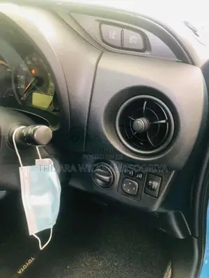 Toyota Vitz 2019 Car (Used)