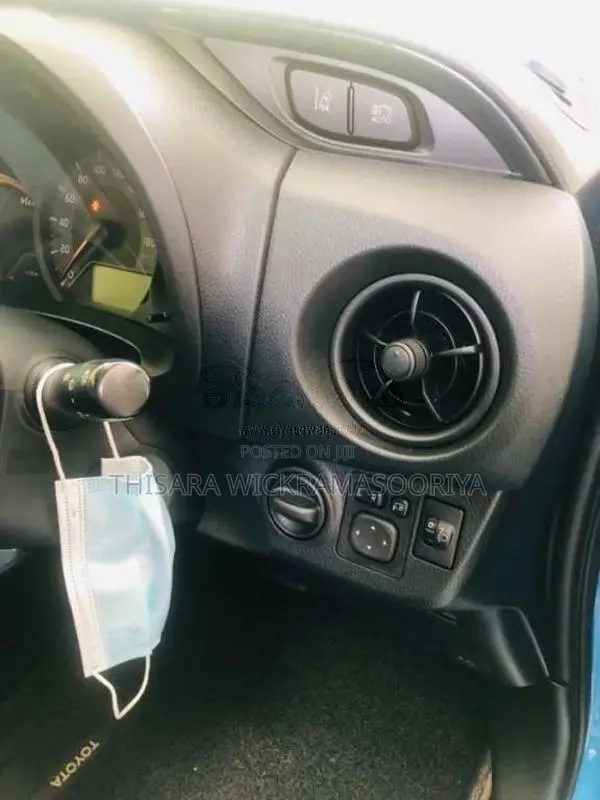 Toyota Vitz 2019 Car (Used)