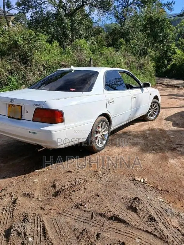 Toyota Vista Cv 40 1998 Car (Used)