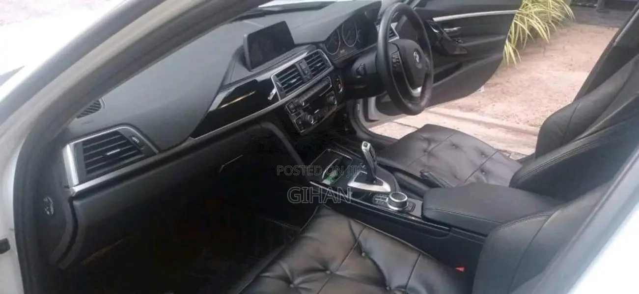 BMW 318i 2018 Car (Used)