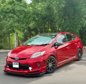 Toyota Prius 2015 Car (Used)