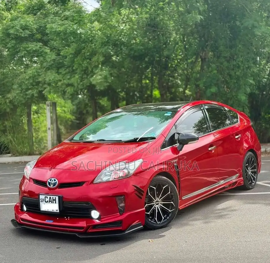 Toyota Prius 2015 Car (Used)