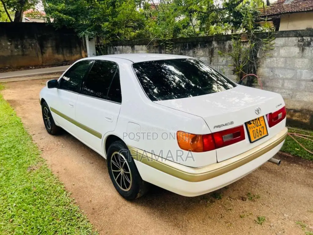 Toyota Corona 1996 Car (Used)