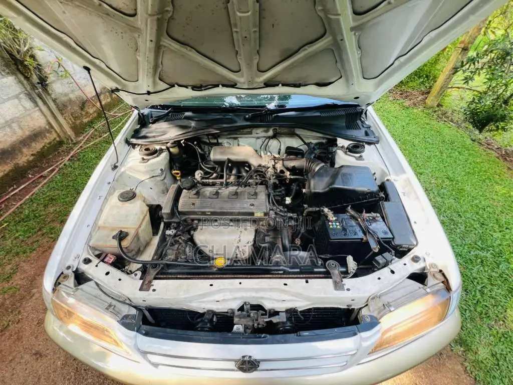 Toyota Corona 1996 Car (Used)