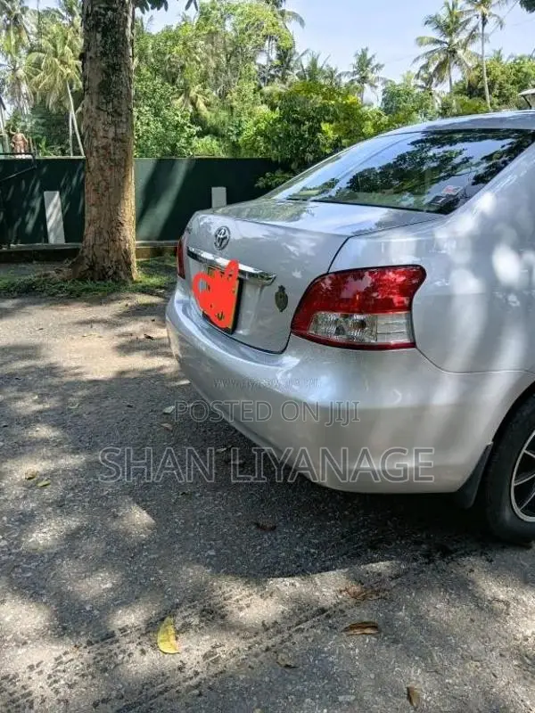 Toyota Belta 2013 Car (Used)