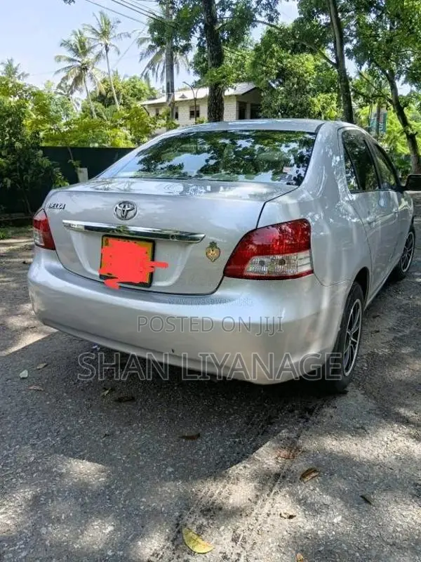 Toyota Belta 2013 Car (Used)