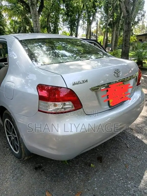 Toyota Belta 2013 Car (Used)