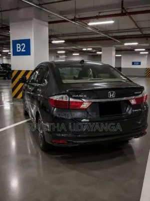 Honda Grace 2014 Car (Used)