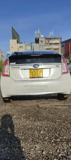 Toyota Prius 2012 Car (Used)
