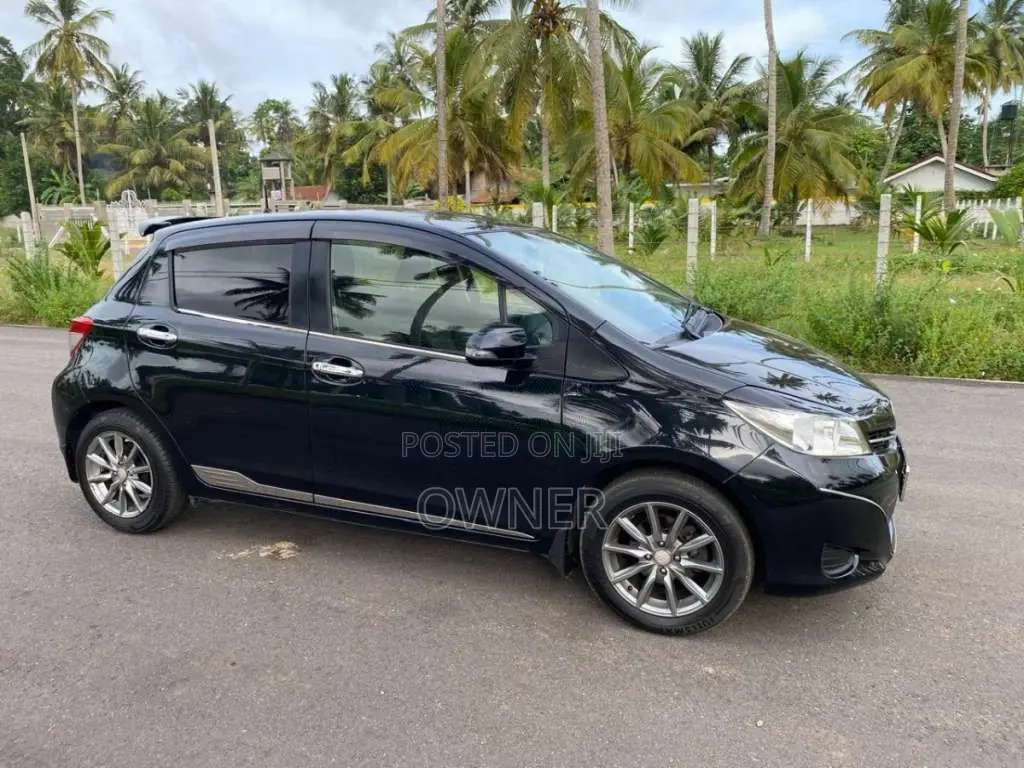 Toyota Vitz Edition 2 2013 Car (Used)