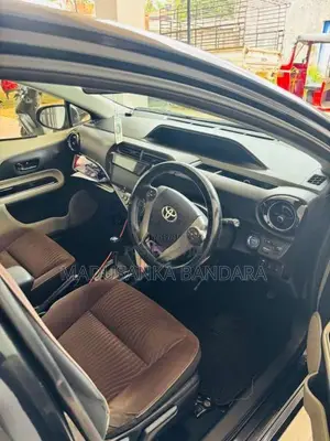 Toyota Aqua 2013 Car (Used)