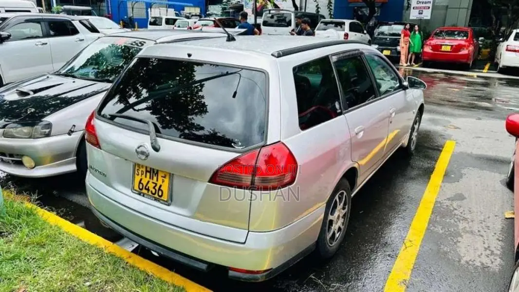 Nissan Wingroad 2000 Car (Used)