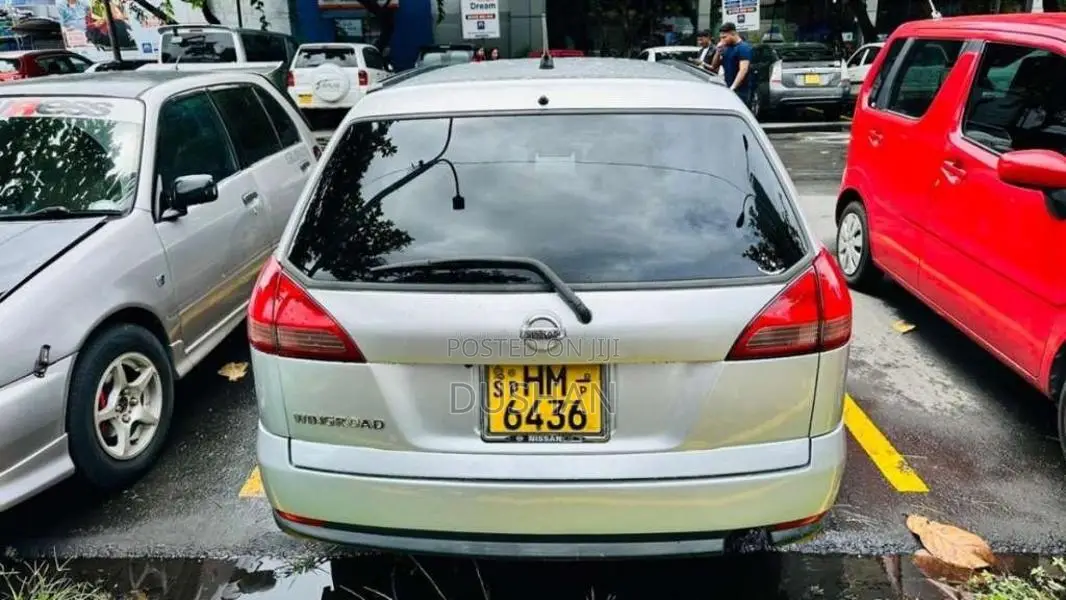 Nissan Wingroad 2000 Car (Used)